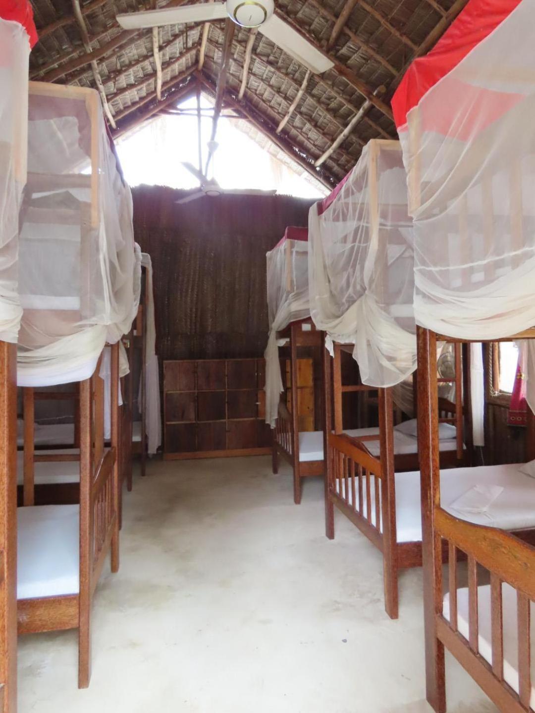 Albergue Drifters Zanzibar Paje Exterior foto