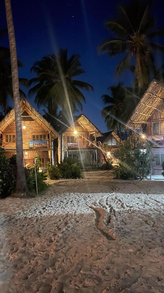 Albergue Drifters Zanzibar Paje Exterior foto
