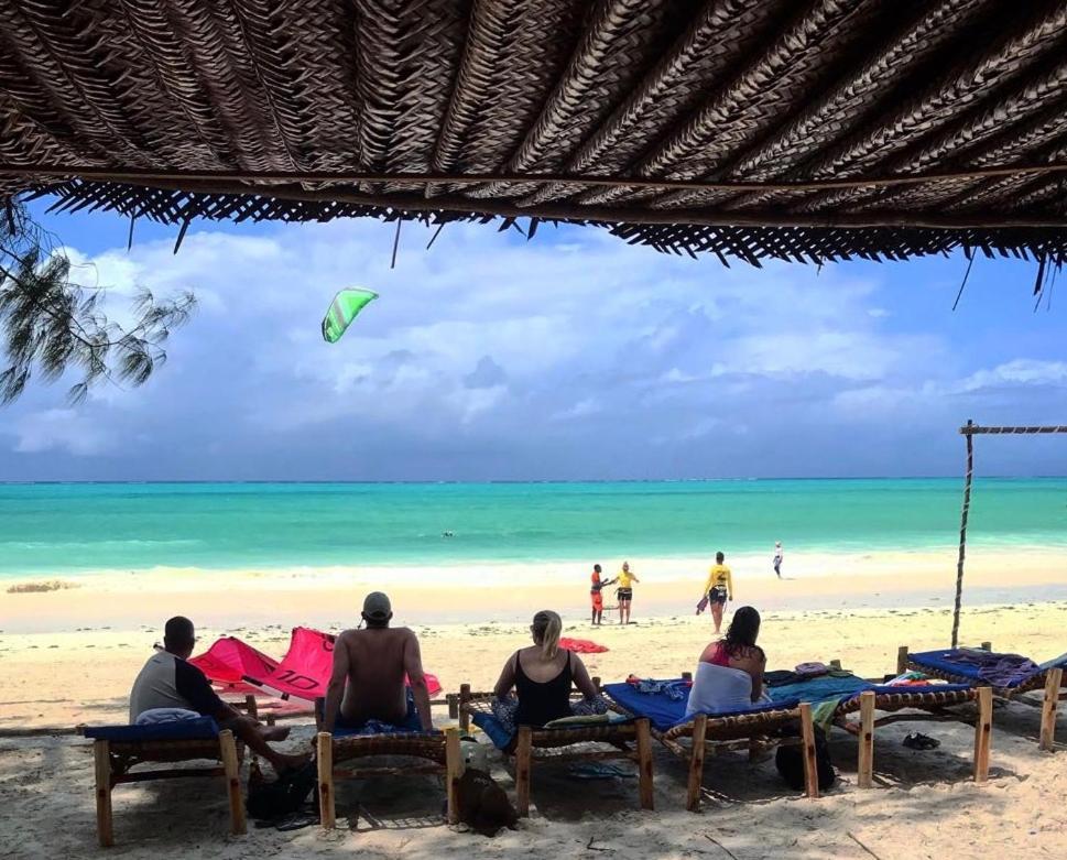 Albergue Drifters Zanzibar Paje Exterior foto